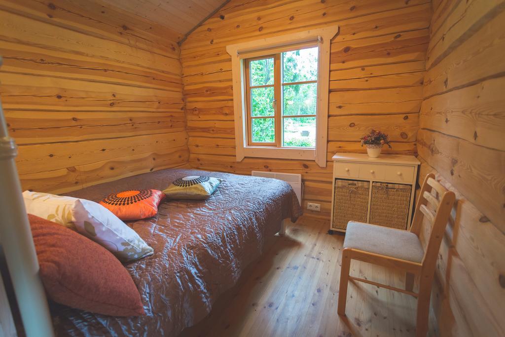 Arina Cottages Nasva Rum bild